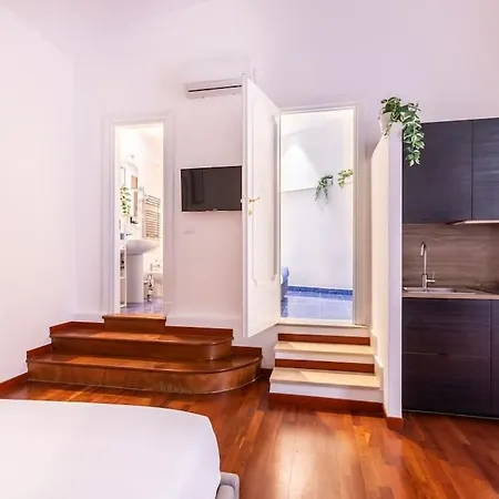 Casa Salandra By Hili * Rome
